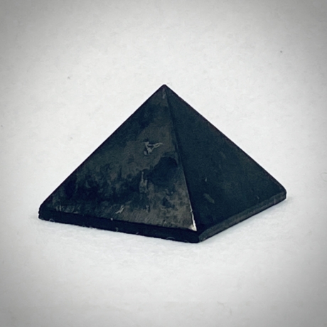 Shungit piramis 4*3,5